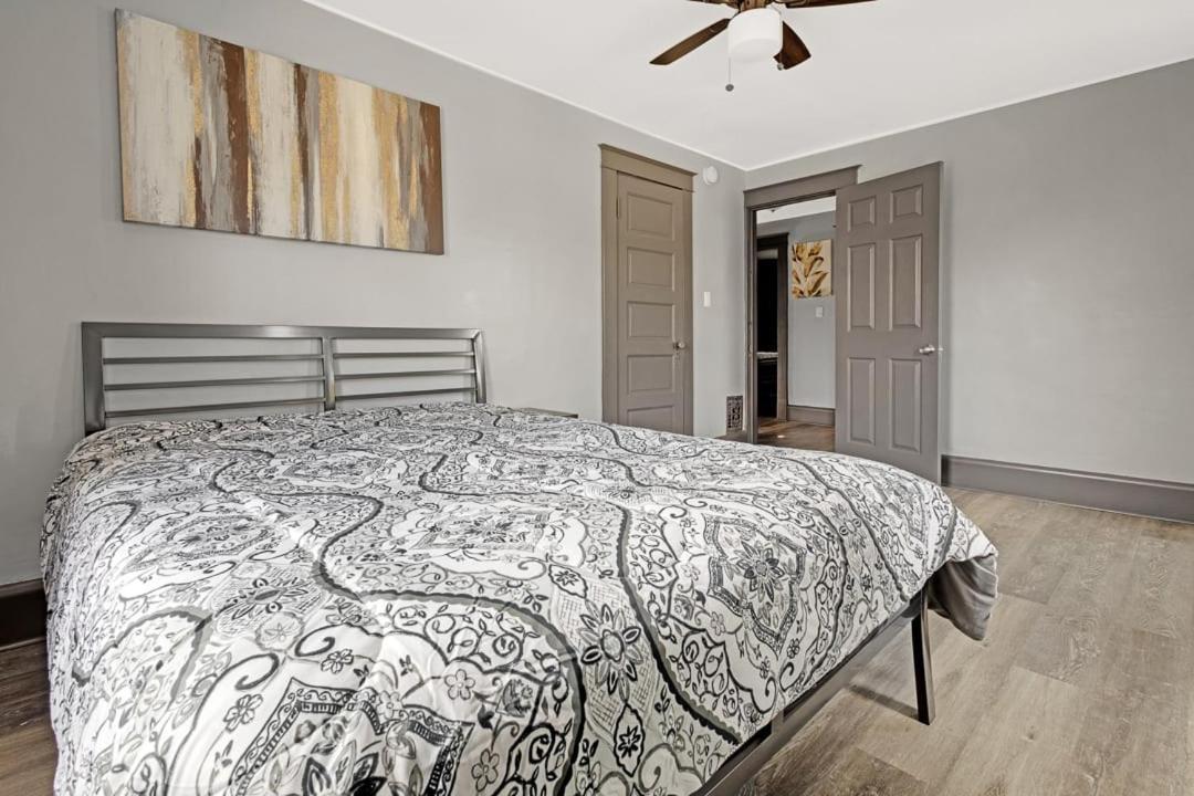 Comfortable 6br 2bath In The Heart Of * Niagara Falls